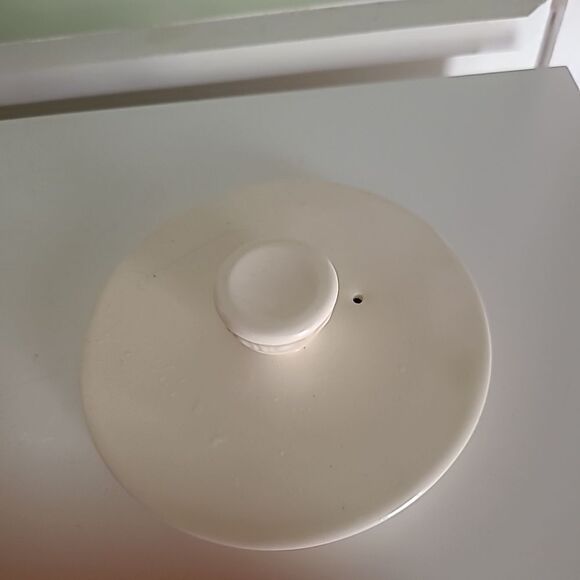 Metlox Teapot  - Picture 7 of 9